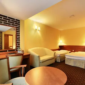 2* Hotel Restauracja Tajemniczy Ogród