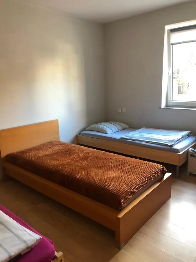 Tanie Pokoje Blisko Lotniska Poznań 0*,